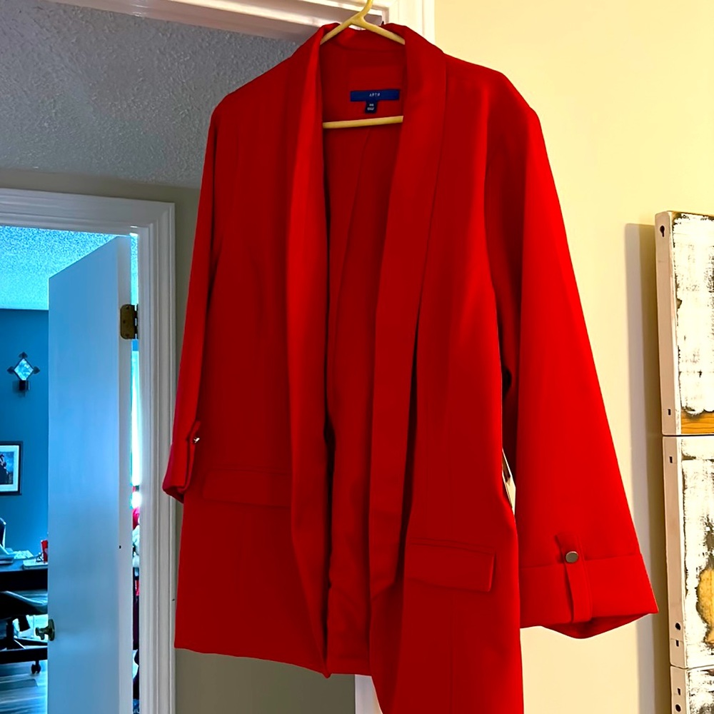 Xxl APT 9 red jacket new